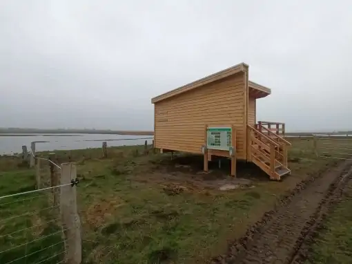 Neubau eines (Vogel)Beobachtungsstandes im Naturschutzgebiet Reesholm / Schlei